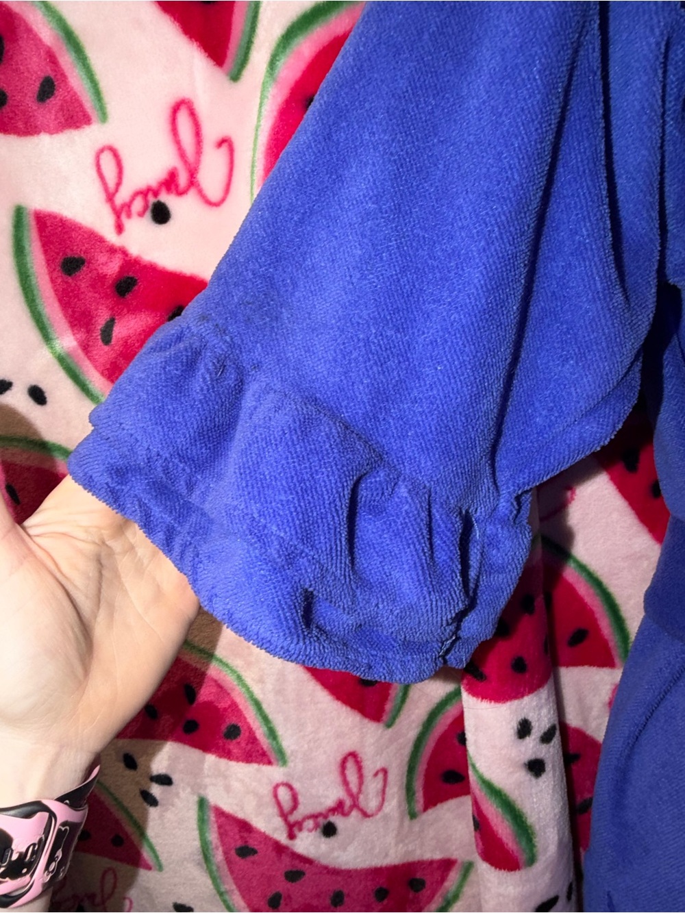 💙 Betsey Johnson Plush Ruffled Short Robe - Picture 3 of 11